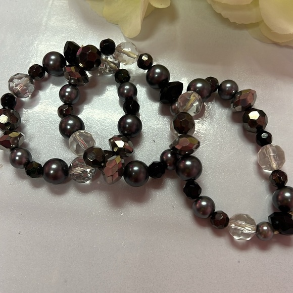 🖤WHITE HOUSE BLACK MARKET JEWELRY - 3 BRACELETS & MATCHING 2” EARRINGS SET🖤 - Picture 2 of 12